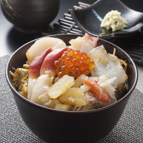 【北海道発】7種の彩り海鮮丼［4パック］