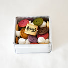 【北海道のお菓子クリエイター】メッセージクッキー付　ボタン型クッキー缶