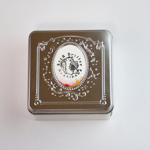 【クリスマス2025・数量限定】いたずら子猫のクリスマス クッキー缶［小］　